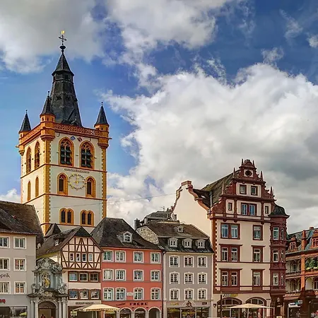 In Near Trier Sites *