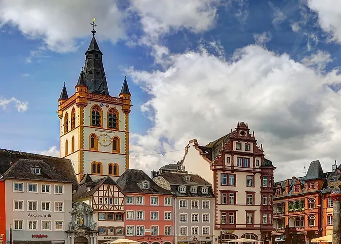 In Near Trier Sites *